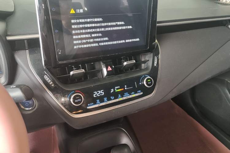 Used Toyota Levin 2021 Dual-Motor 1.8H E-CVT Sport Edition Audio And AC Panel