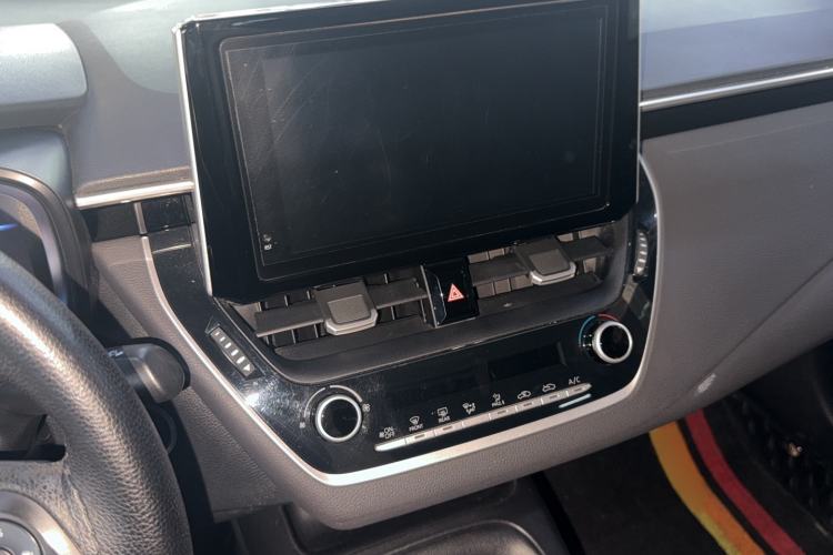 Used Toyota Levin 2021 185T CVT Luxury Edition Audio And AC Panel