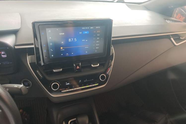 Used Toyota Levin 2021 185T CVT Luxury Edition Audio And AC Panel