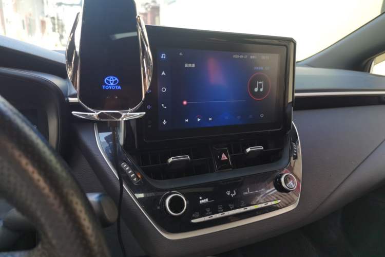 Used Toyota Levin 2021 185T CVT Luxury Edition Audio And AC Panel