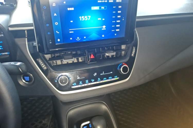 Used Toyota Levin 2021 185T CVT Luxury Edition Audio And AC Panel