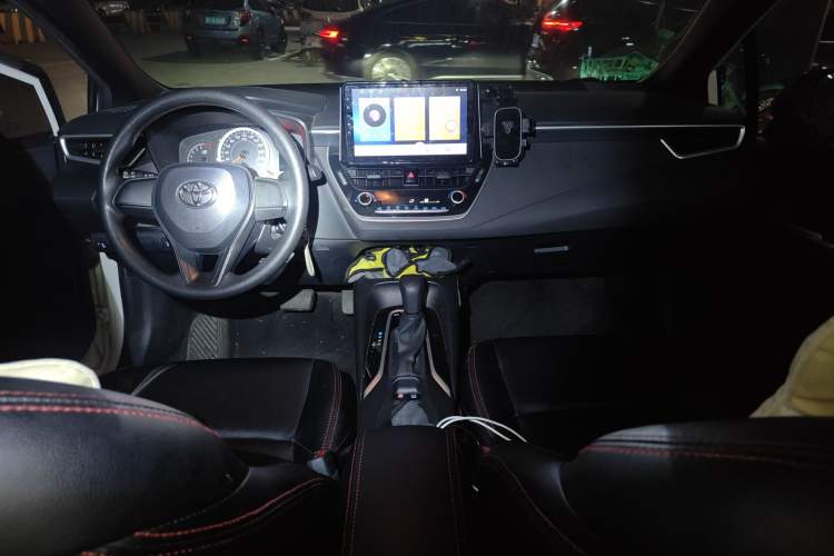 Used Toyota Levin 2021 TNGA 1.5L CVT Entry-Level Model Center Console