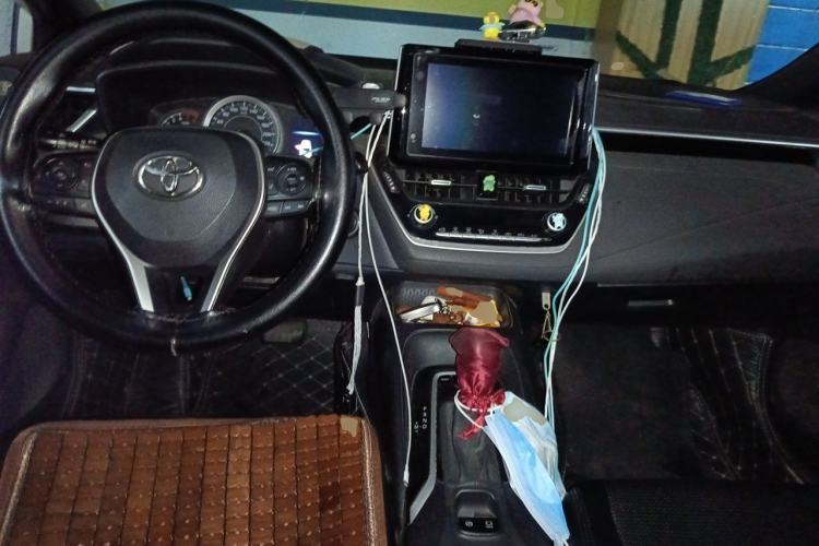 Used Toyota Levin 2021 185T CVT Luxury Edition Center Console
