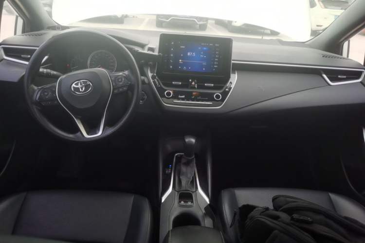Used Toyota Levin 2021 185T CVT Luxury Edition Center Console