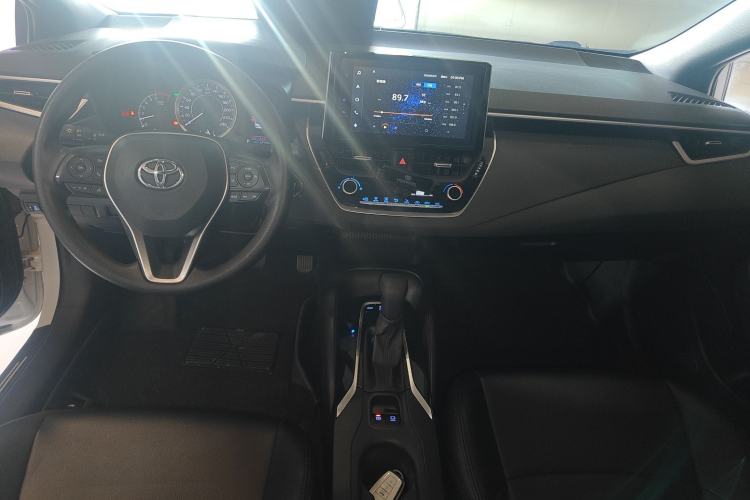 Used Toyota Levin 2021 185T CVT Luxury Edition Center Console