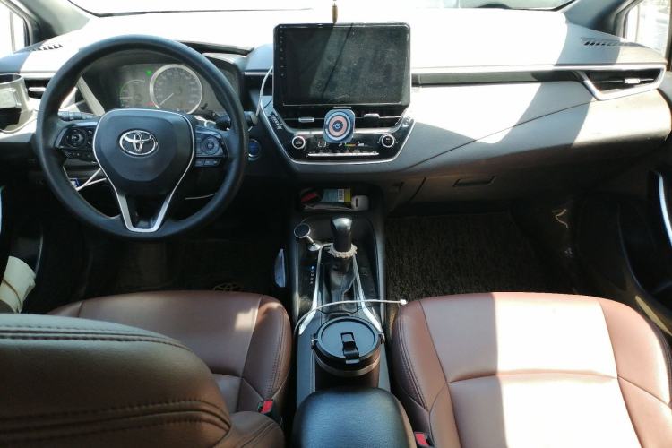 Used Toyota Levin 2021 Dual-Engine 1.8H E-CVT Luxury Edition Center Console