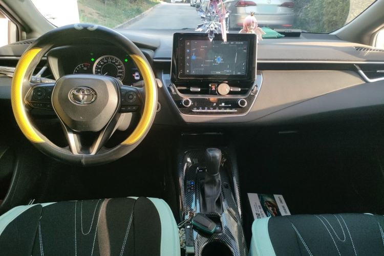 Used Toyota Levin 2021 185T CVT Sport Edition Center Console