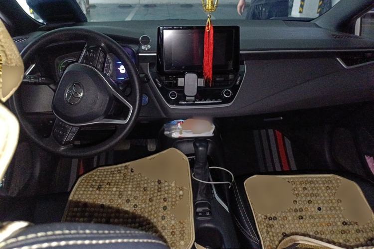 Used Toyota Levin 2021 Dual-Motor 1.8H E-CVT Leading Edition Center Console