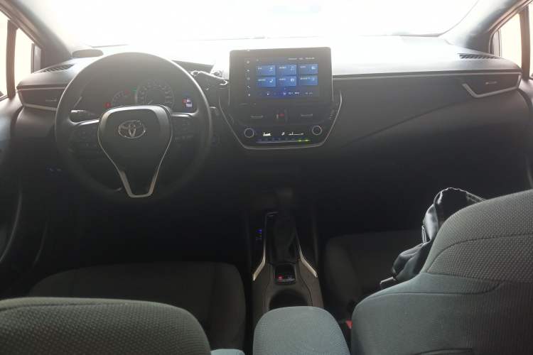 Used Toyota Levin 2021 185T CVT Luxury Edition Center Console