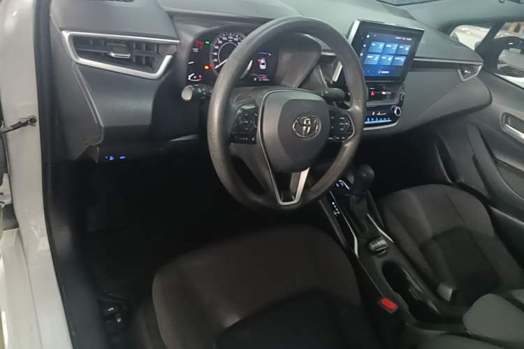 Used Toyota Levin 2021 185T CVT Luxury Edition Center Console