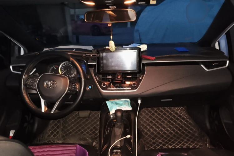 Used Toyota Levin 2021 185T CVT Luxury Edition Center Console
