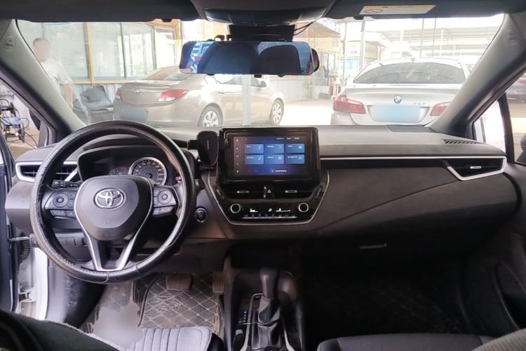 Used Toyota Levin 2021 185T CVT Luxury Edition Center Console