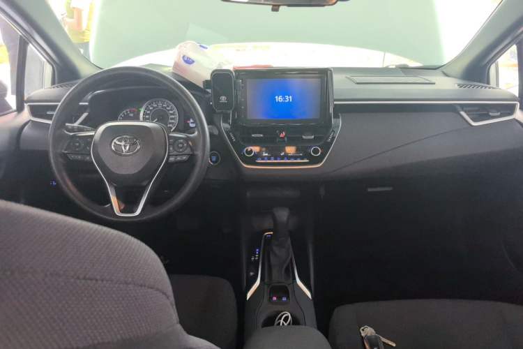 Used Toyota Levin 2021 185T CVT Luxury Edition Center Console