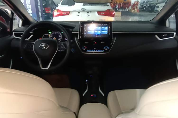 Used Toyota Levin 2021 Dual-Engine 1.8H E-CVT Luxury Edition Center Console
