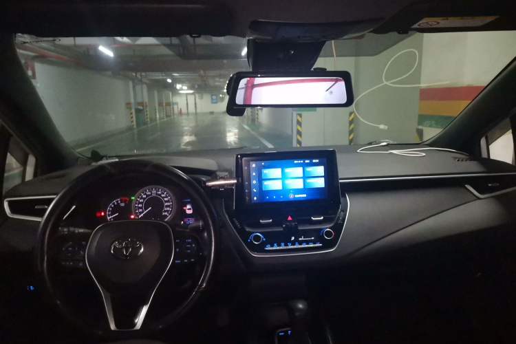 Used Toyota Levin 2021 185T CVT Luxury Edition Center Console