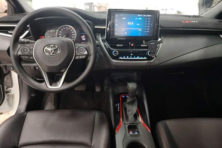 Used Toyota Levin 2021 Dual-Motor 1.8H E-CVT Sport Edition Center Console