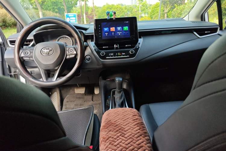 Used Toyota Levin 2021 2.0L Luxury Edition Center Console