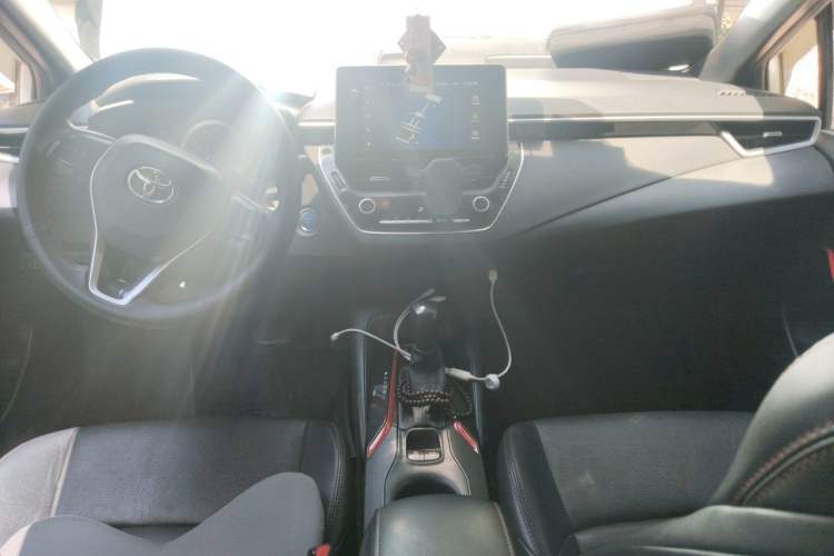 Used Toyota Levin 2021 Dual-Motor 1.8H E-CVT Sport Edition Center Console