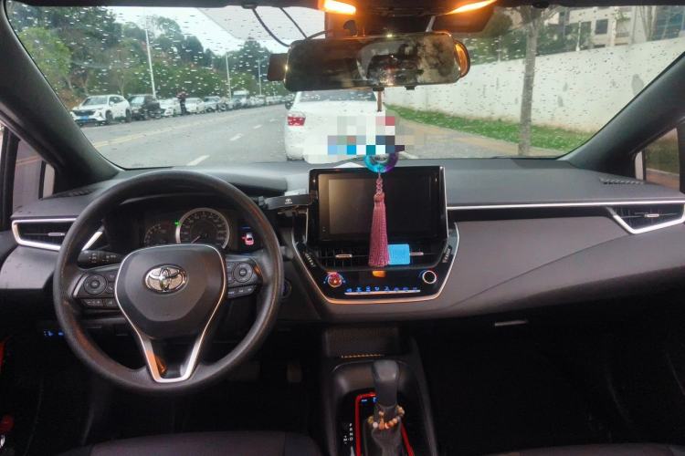 Used Toyota Levin 2021 185T CVT Sport Edition Center Console
