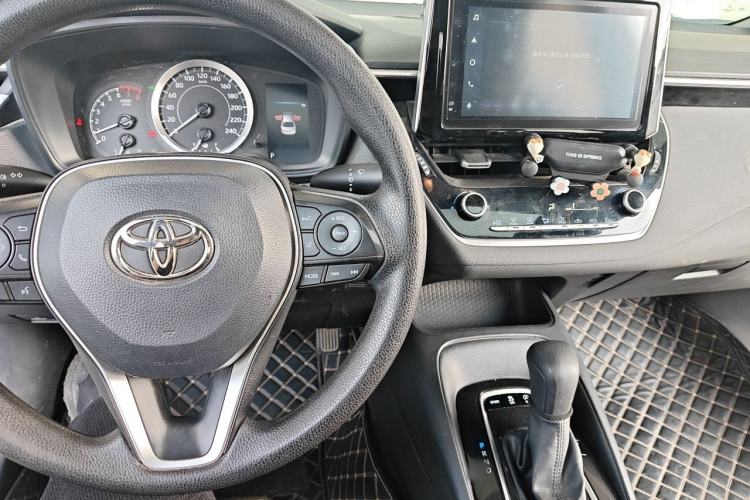 Used Toyota Levin 2021 185T CVT Luxury Edition Center Console