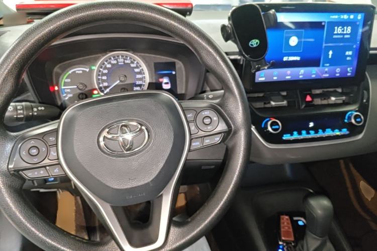 Used Toyota Levin 2021 Dual-Engine 1.8H E-CVT Luxury Edition Center Console