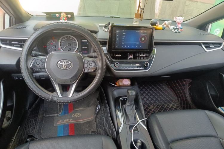 Used Toyota Levin 2021 185T CVT Luxury Edition Center Console