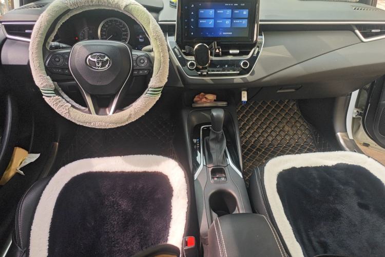 Used Toyota Levin 2021 185T CVT Luxury Edition Center Console