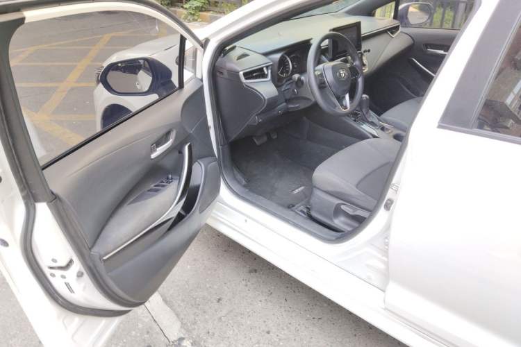 Used Toyota Levin 2021 Dual-Motor 1.8H E-CVT Progressive Edition Driver Seat