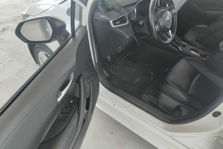 Used Toyota Levin 2021 185T CVT Luxury Edition Driver Seat