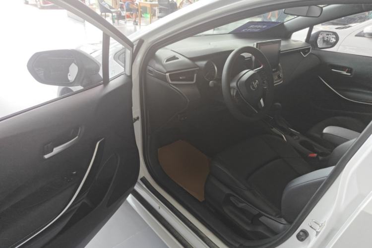 Used Toyota Levin 2021 185T CVT Luxury Edition Driver Seat