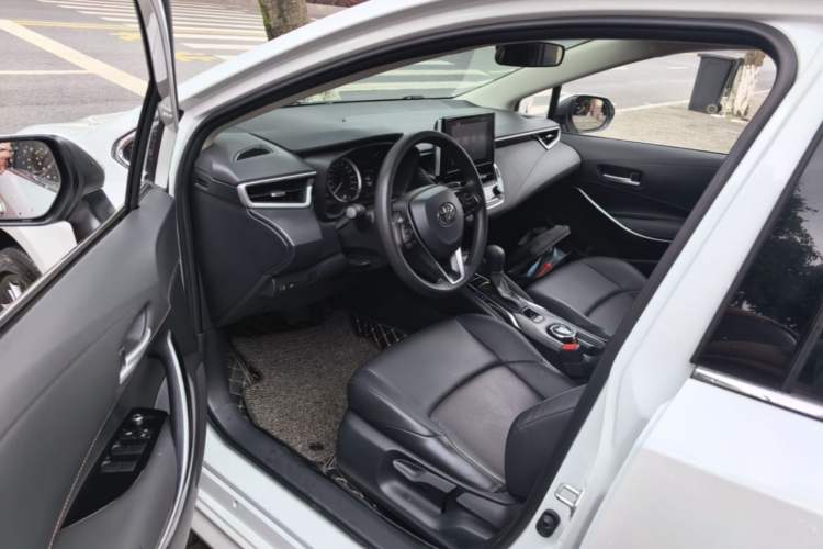 Used Toyota Levin 2021 2.0L Luxury Edition Driver Seat