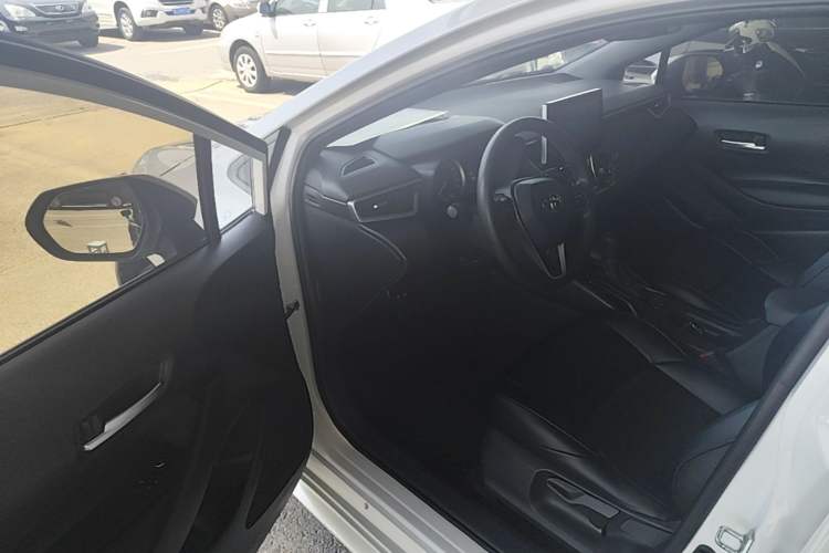 Used Toyota Levin 2021 185T CVT Luxury Edition Driver Seat