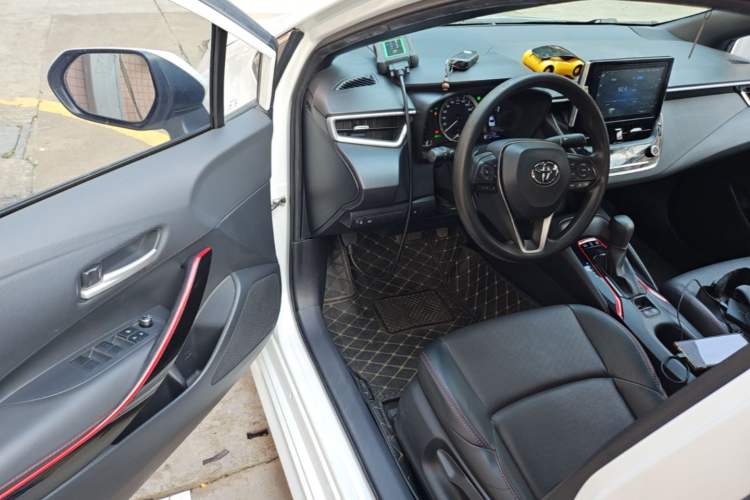 Used Toyota Levin 2021 Dual-Motor 1.8H E-CVT Sport Edition Driver Seat