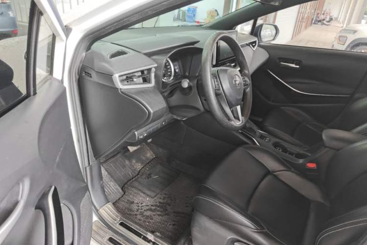 Used Toyota Levin 2021 Dual-Engine 1.8H E-CVT Luxury Edition Driver Seat