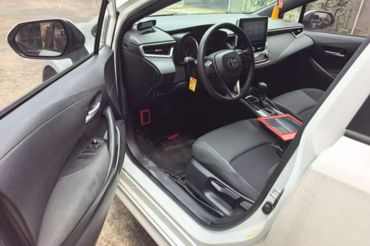Used Toyota Levin 2021 185T CVT Luxury Edition Driver Seat
