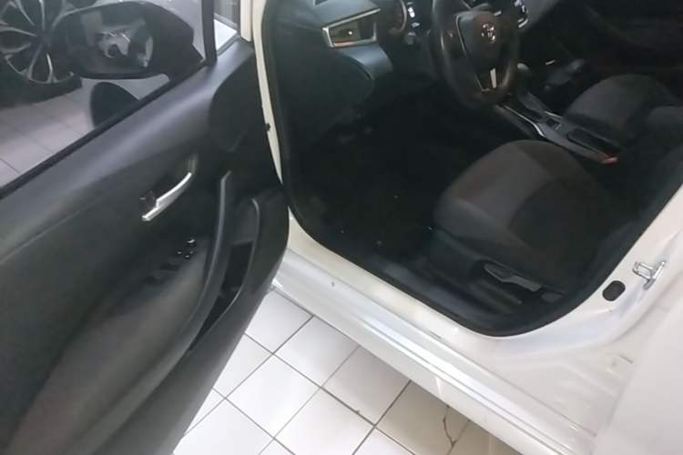 Used Toyota Levin 2021 185T CVT Luxury Edition Driver Seat