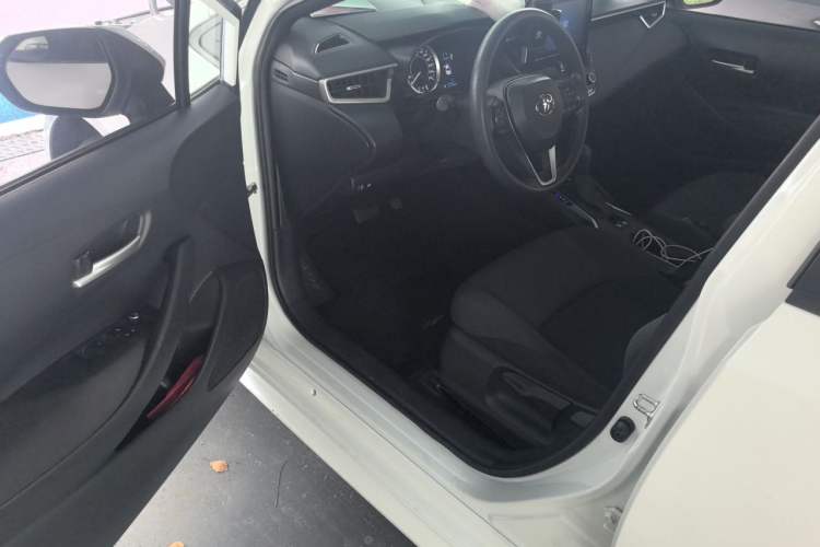 Used Toyota Levin 2021 185T CVT Luxury Edition Driver Seat