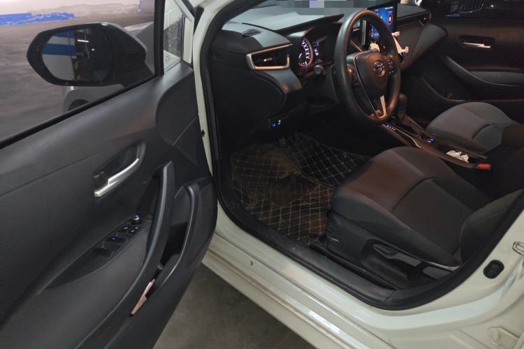 Used Toyota Levin 2021 185T CVT Luxury Edition Driver Seat