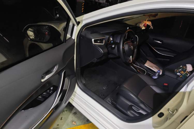 Used Toyota Levin 2021 2.0L Luxury Edition Driver Seat
