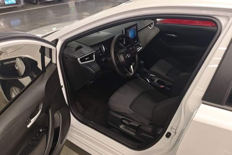 Used Toyota Levin 2021 185T CVT Luxury Edition Driver Seat