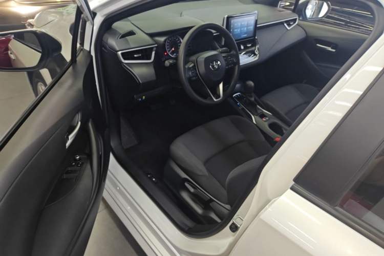 Used Toyota Levin 2021 185T CVT Luxury Edition Driver Seat