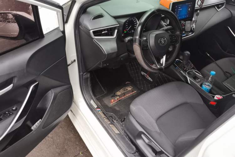 Used Toyota Levin 2021 Dual-Engine 1.8H E-CVT Luxury Edition Driver Seat