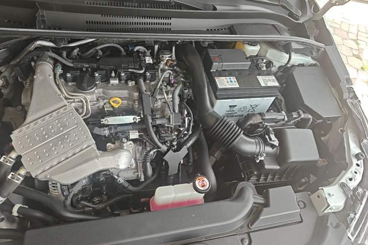 Used Toyota Levin 2021 185T CVT Luxury Edition Engine Bay