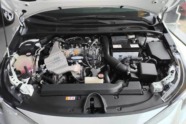 Used Toyota Levin 2021 185T CVT Luxury Edition Engine Bay