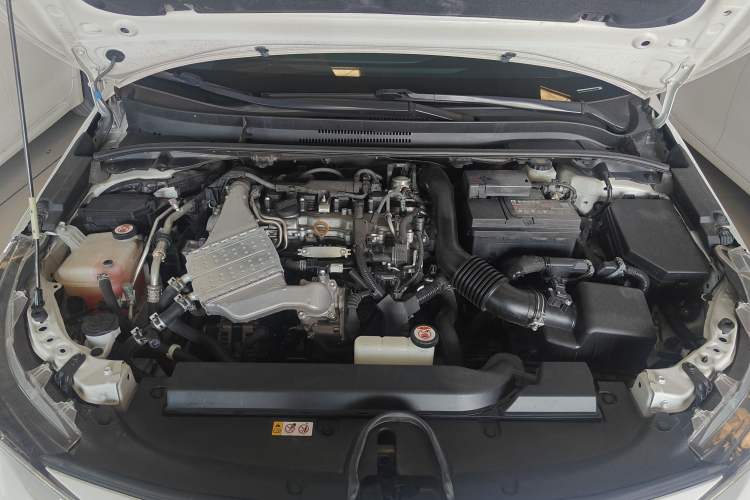Used Toyota Levin 2021 185T CVT Luxury Edition Engine Bay