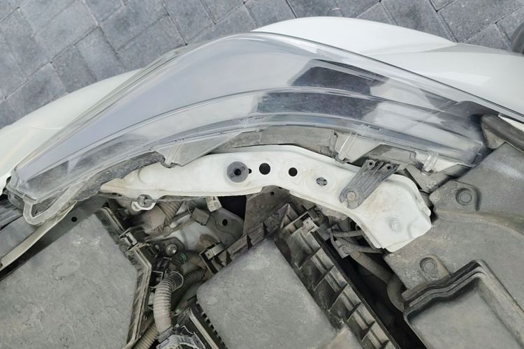 Used Toyota Levin 2021 185T CVT Luxury Edition Engine Bay Left