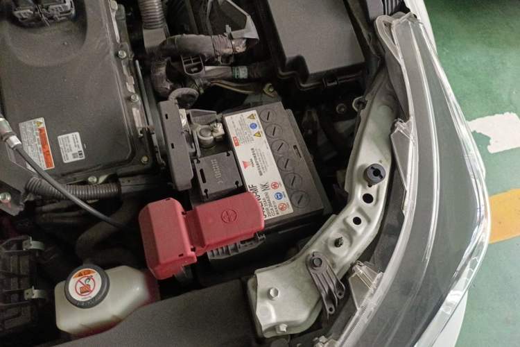 Used Toyota Levin 2021 Dual-Motor 1.8H E-CVT Leading Edition Engine Bay Left