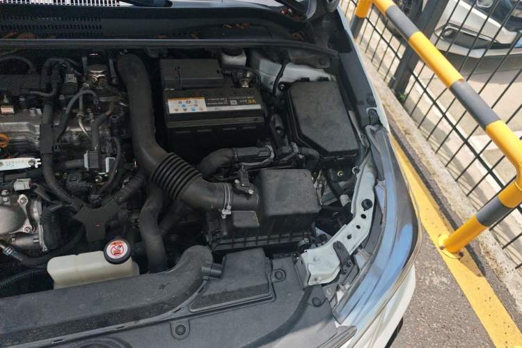 Used Toyota Levin 2021 185T CVT Sport Edition Engine Bay Left