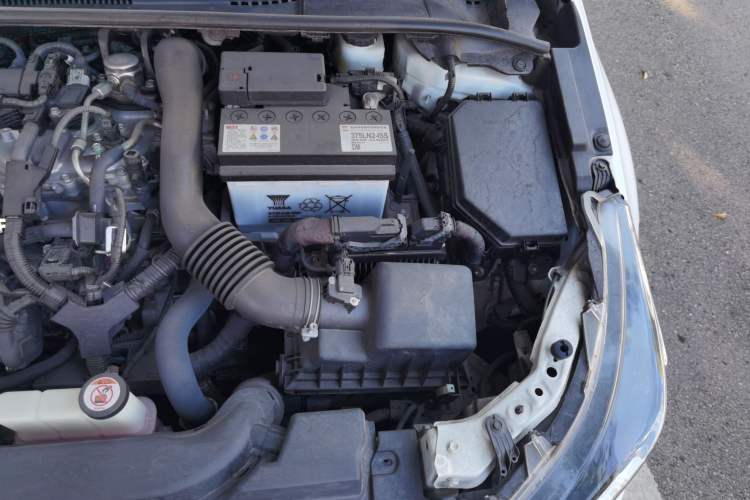 Used Toyota Levin 2021 185T CVT Luxury Edition Engine Bay Left