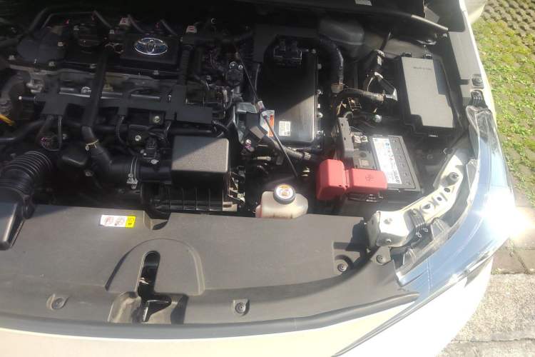 Used Toyota Levin 2021 Dual-Engine 1.8H E-CVT Luxury Edition Engine Bay Left